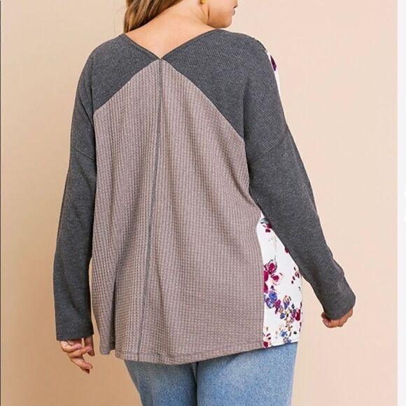 Long Sleeve Waffle Knit Front Floral Print V-Neck Top with Gathered Knot Detail - Picture 3 of 3